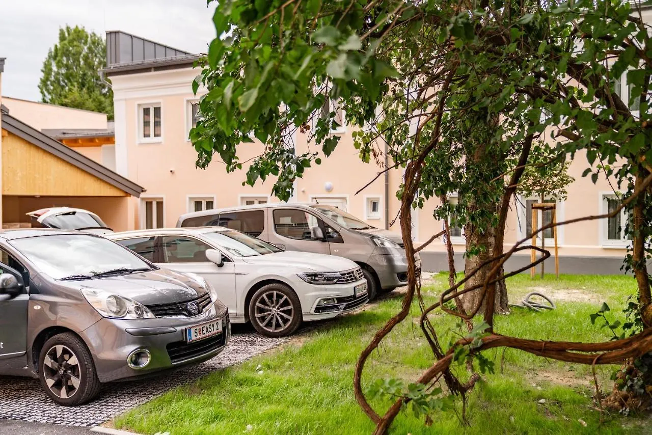 Villa Elisa Salzburg 0*,