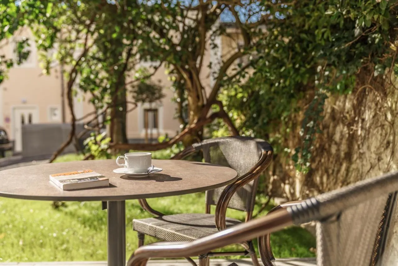 Villa Elisa Salzburg Aparthotel